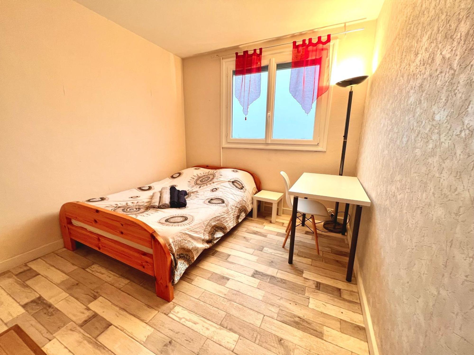 Appartement Proche Gare, 6 Voyageurs Et Stationnement Gratuit Reims Exterior photo